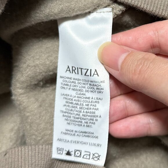 NWOT Aritzia Cozy Sweatfleece Mega Raglan™ Hoodie - Picture 9 of 10